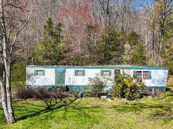 10725 Dallas Hollow Road, Soddy Daisy, TN 37379