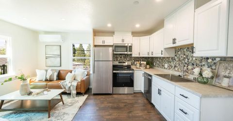 124-128 Oakwood Dr, Auburn, CA 95603 Photo