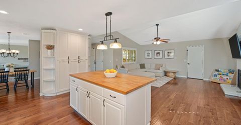 103 Rebecca Way, Folsom, CA 95630 Photo