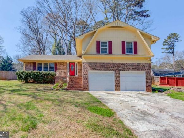 564 Allana Court, Stone Mountain, GA 30087