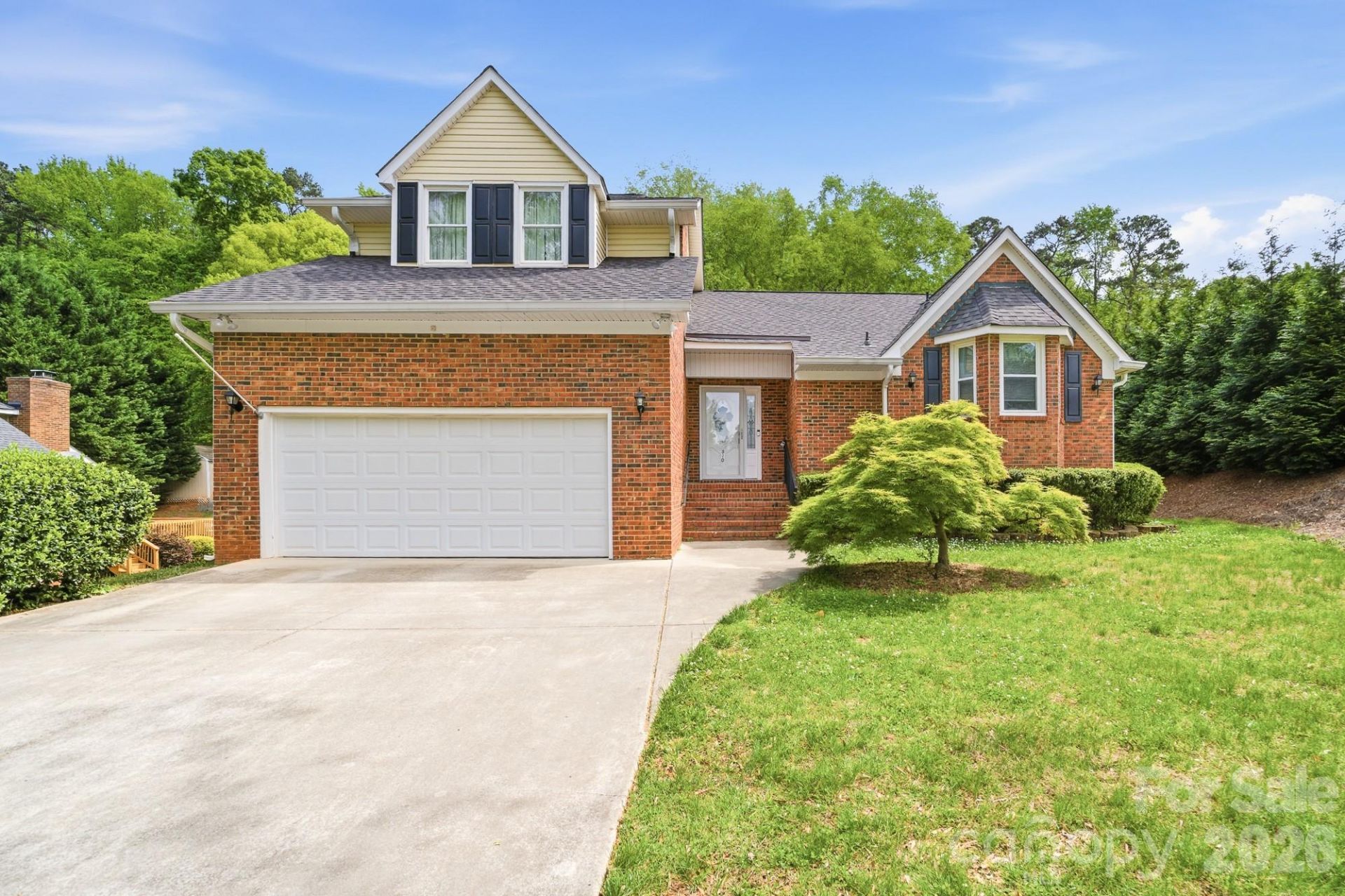 810 Balsam Terrace, Charlotte, NC 28214 Main Photo