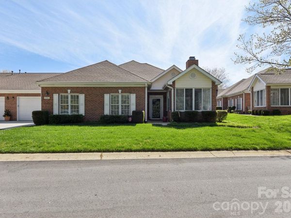 10816 Willow Crossing Drive , Charlotte, NC 28210