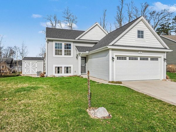 29 Beymoure Street, Kalamazoo, MI 49009