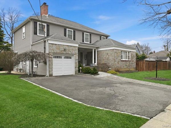 577 Waukena Avenue, Oceanside, NY 11572