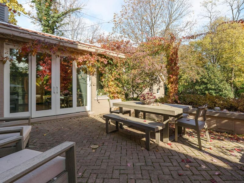 336 S Columbia Avenue , Columbus, OH 43209 Photo 7