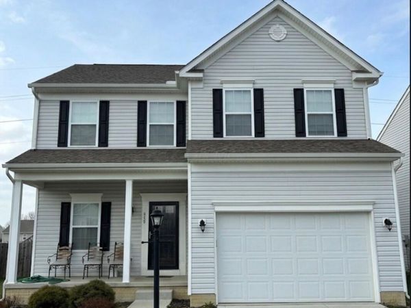 836 Saddle Avenue, Pataskala, OH 43062