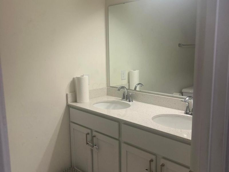 836 Saddle Avenue, Pataskala, OH 43062 Photo 9