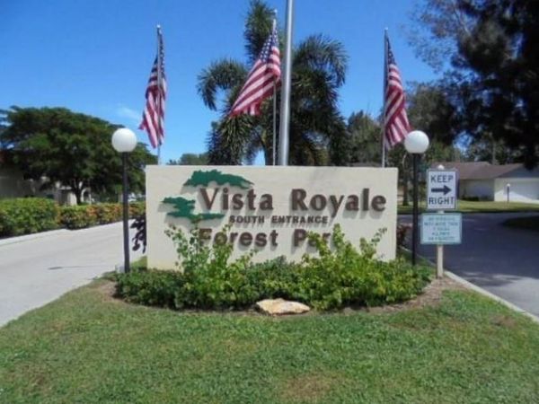 6 Vista Palm Lane, Unit 202, Vero Beach, FL 32962