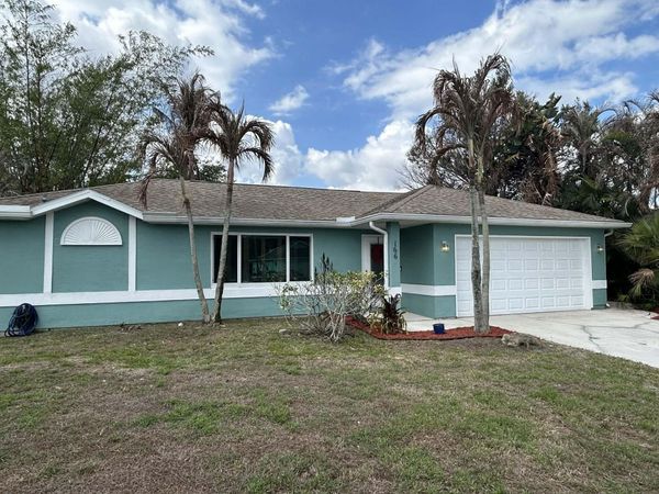 166 SW Andover Court, Port St. Lucie, FL 34953