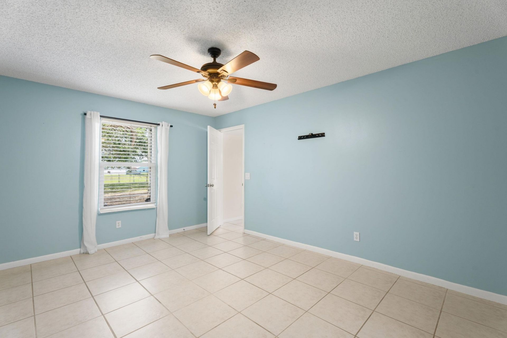 166 SW Andover Court, Port Saint Lucie, FL 34953 Photo