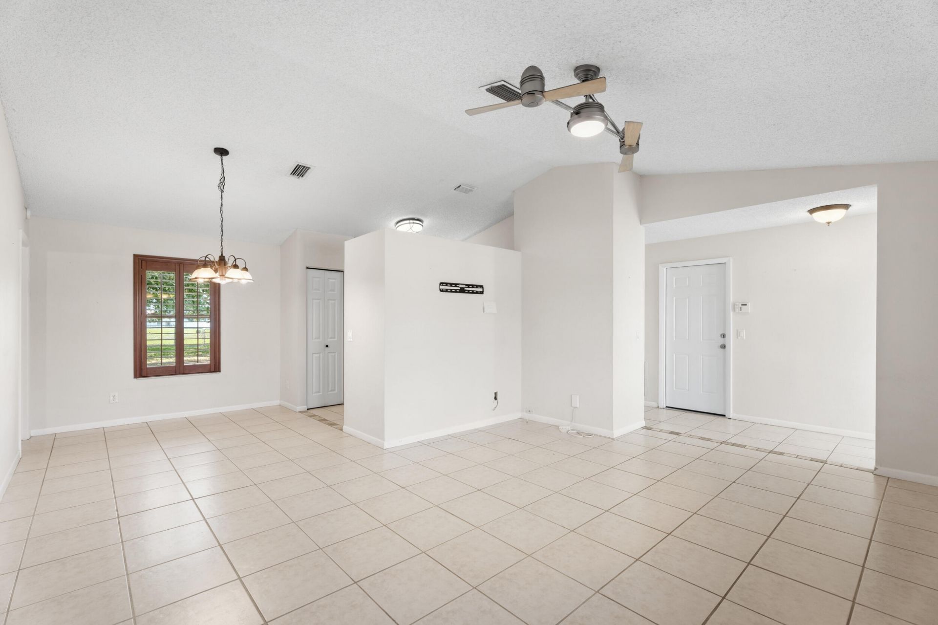 166 SW Andover Court, Port Saint Lucie, FL 34953 Photo