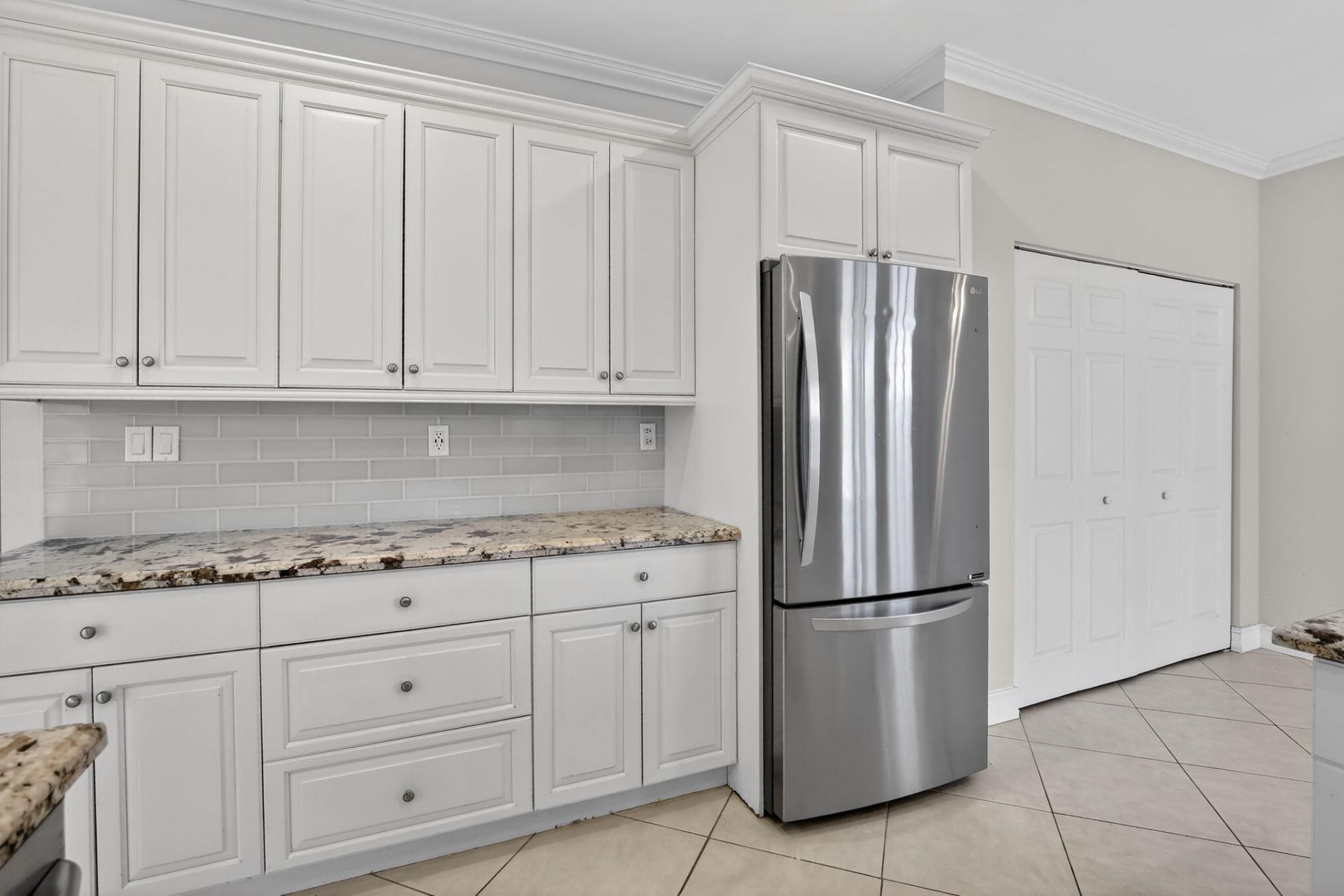 1716 NW 166th Avenue, Pembroke Pines, FL 33028 Photo