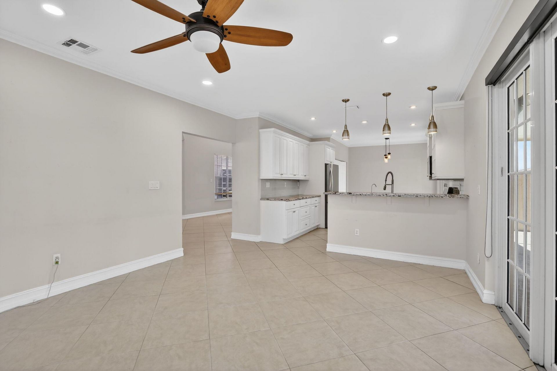 1716 NW 166th Avenue, Pembroke Pines, FL 33028 Photo