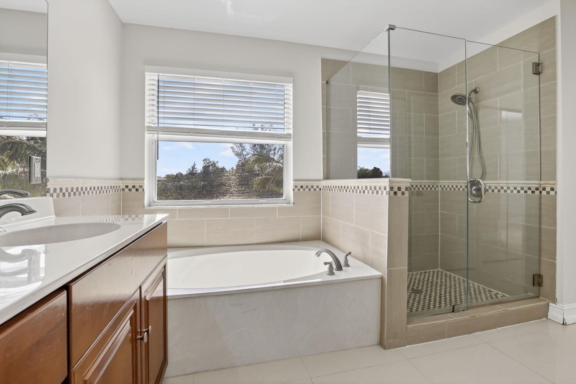 1716 NW 166th Avenue, Pembroke Pines, FL 33028 Photo