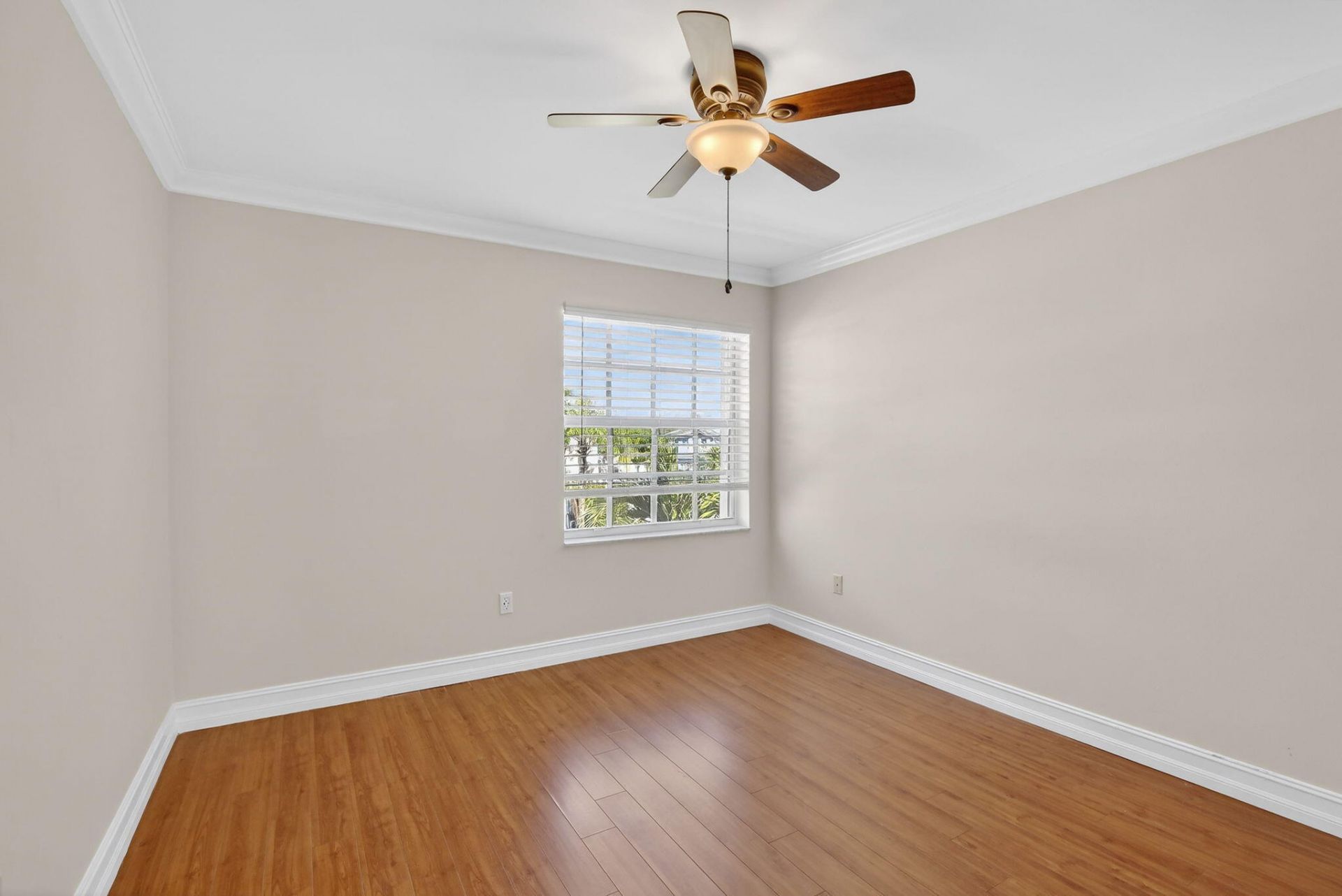 1716 NW 166th Avenue, Pembroke Pines, FL 33028 Photo