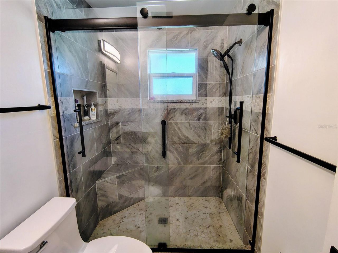 664 Cr 467 , Lake Panasoffkee, FL 33538 Photo