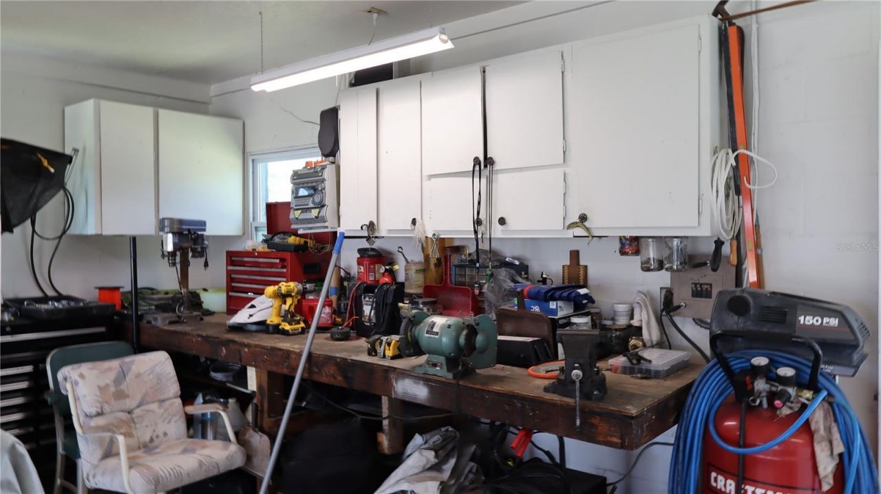 664 Cr 467 , Lake Panasoffkee, FL 33538 Photo