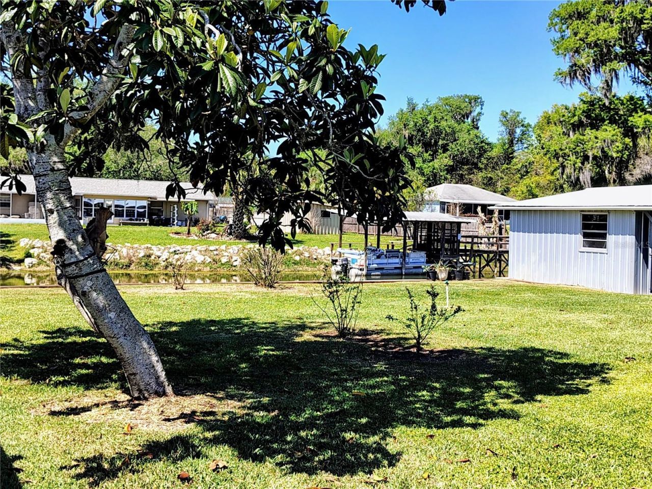 664 Cr 467 , Lake Panasoffkee, FL 33538 Photo