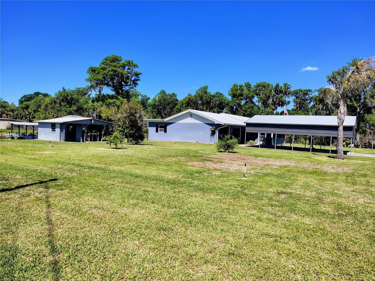 664 Cr 467 , Lake Panasoffkee, FL 33538 Photo