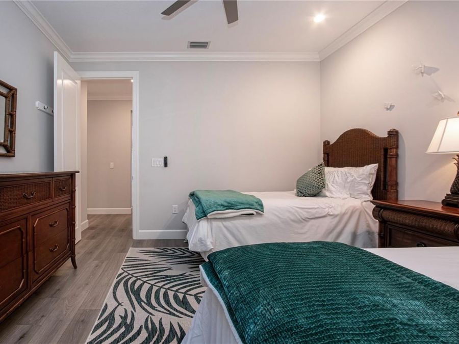 Property Image 76