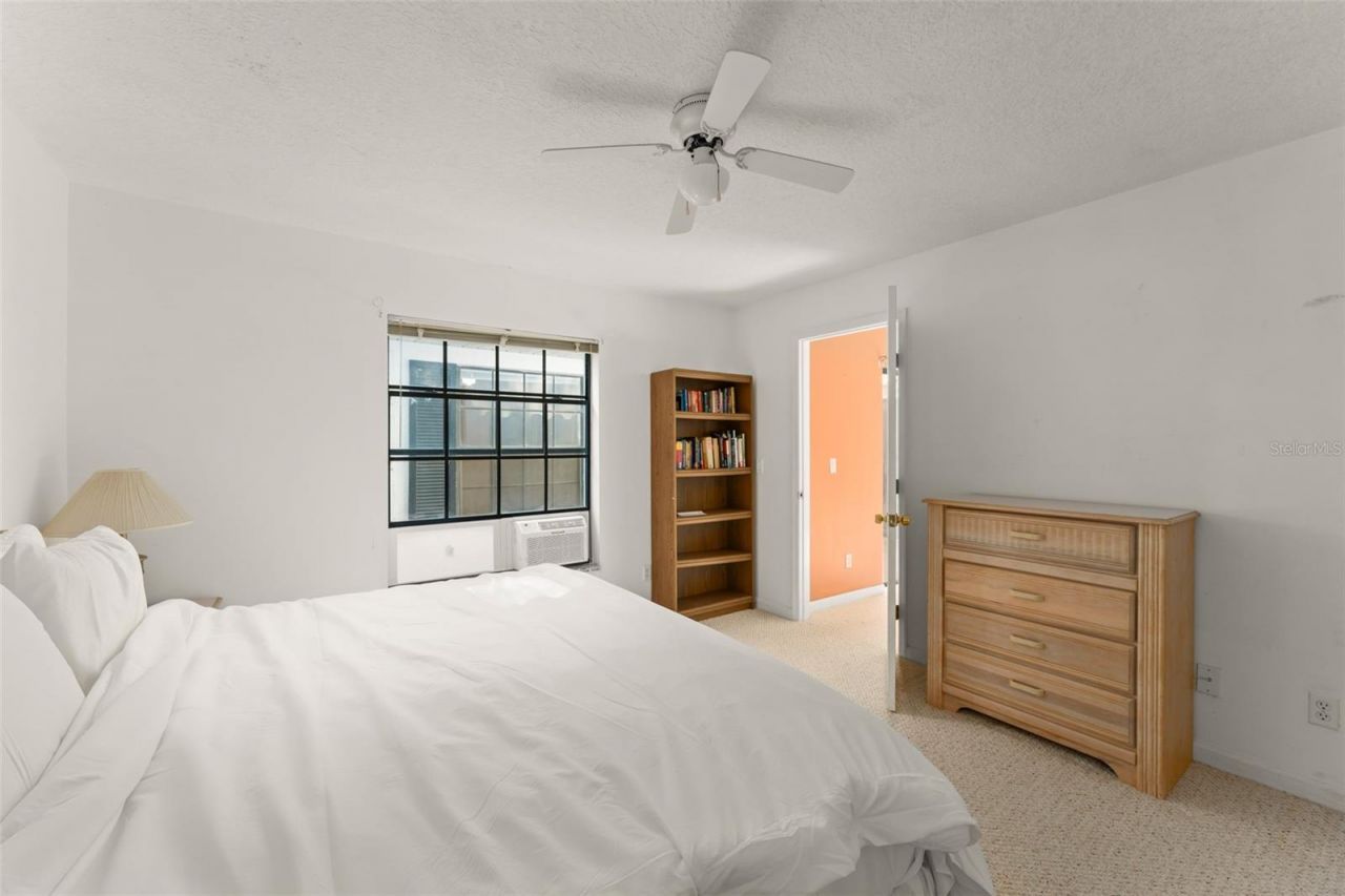 9717 Lake Douglas Place, Orlando, FL 32817 Photo