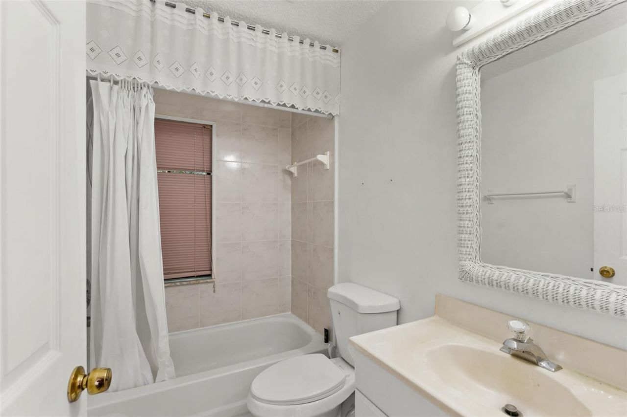 9717 Lake Douglas Place, Orlando, FL 32817 Photo