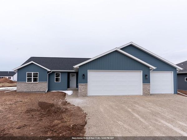 N9243 ANTON STREET, Appleton, WI 54915