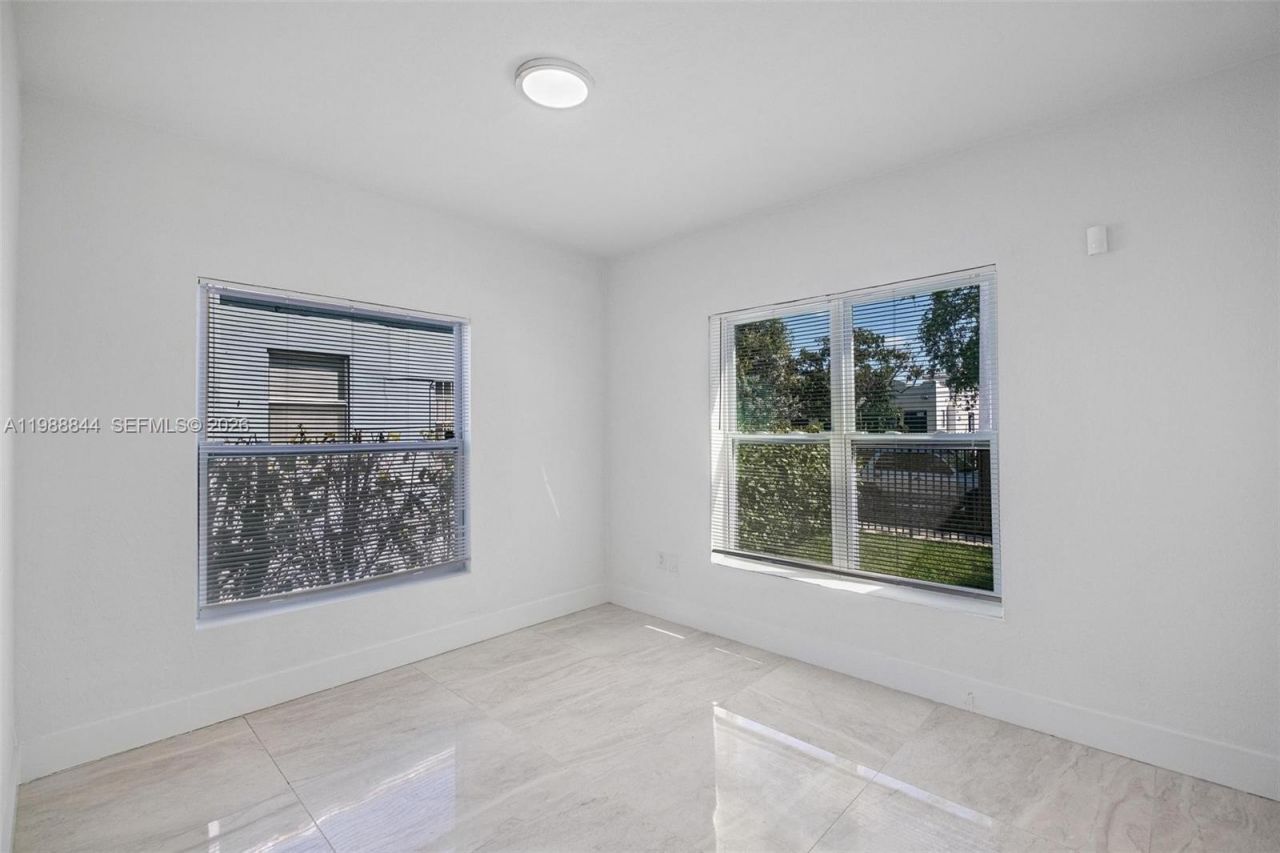 529 NW 42nd St, Miami, FL 33127 Photo