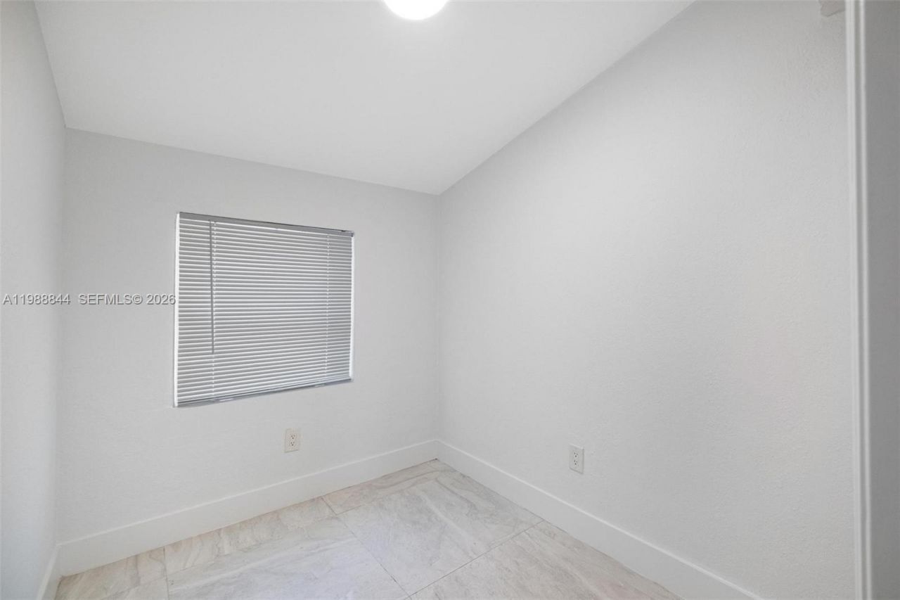 529 NW 42nd St, Miami, FL 33127 Photo