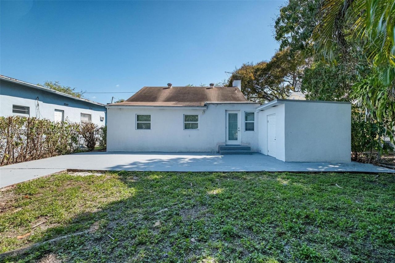 529 NW 42nd St, Miami, FL 33127 Photo