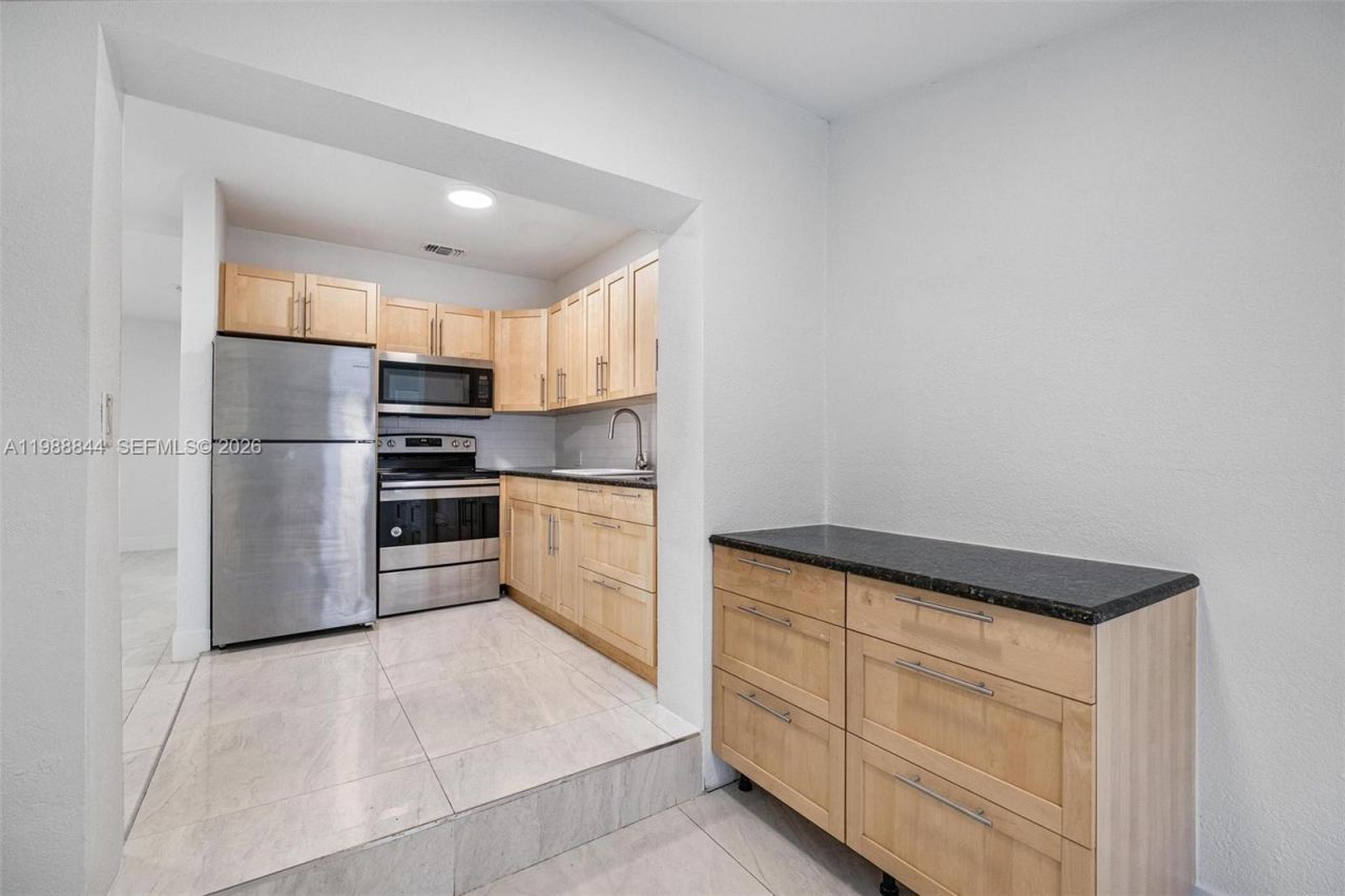 529 NW 42nd St, Miami, FL 33127 Photo