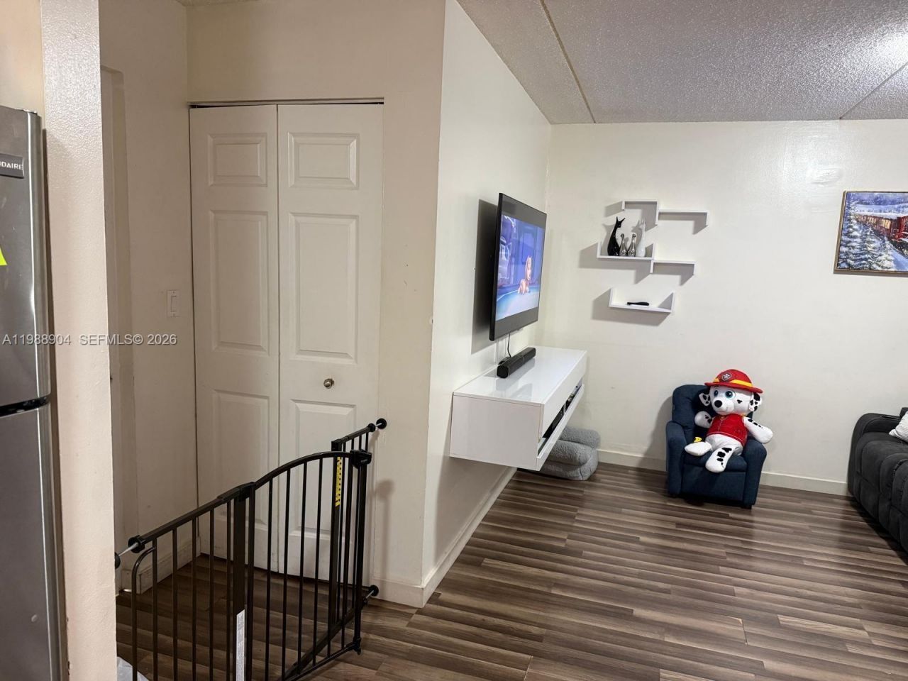 6195 NW 186th St, Unit 211, Hialeah, FL 33015 Photo