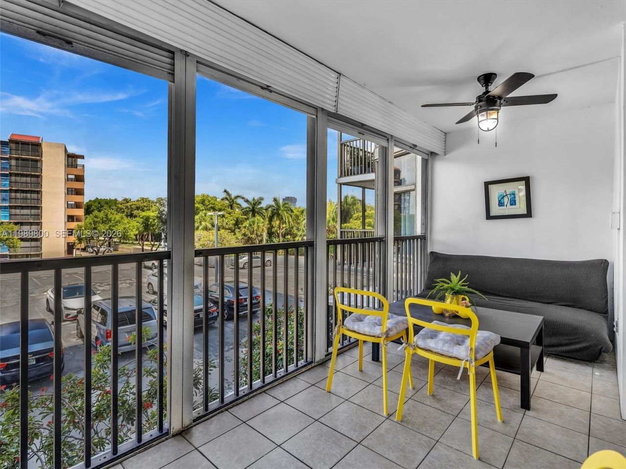 3375 N Country Club Dr , Unit 208, Aventura, FL 33180 Photo