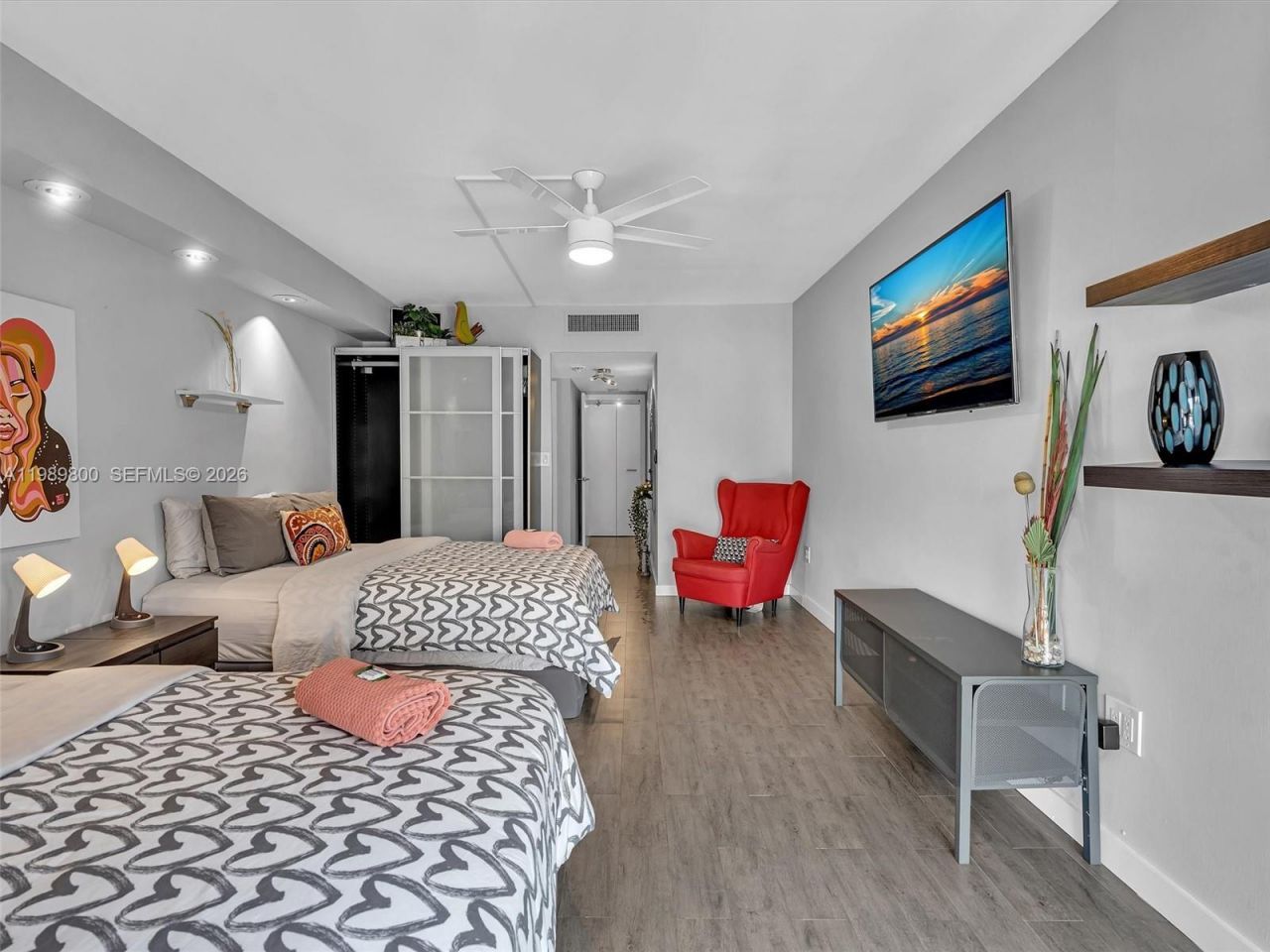 3375 N Country Club Dr , Unit 208, Aventura, FL 33180 Photo