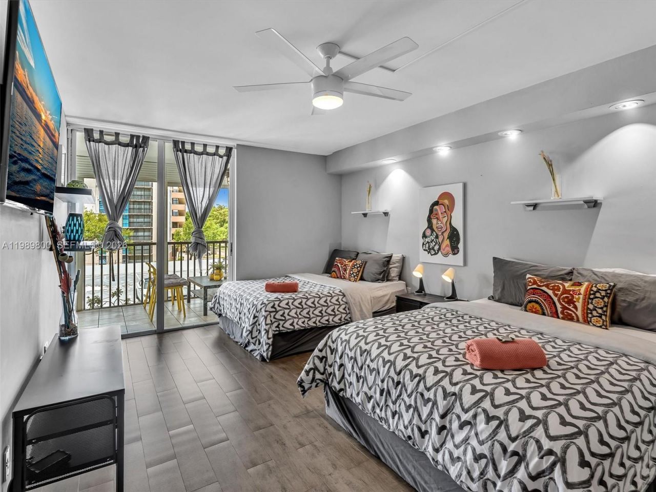 3375 N Country Club Dr , Unit 208, Aventura, FL 33180 Photo