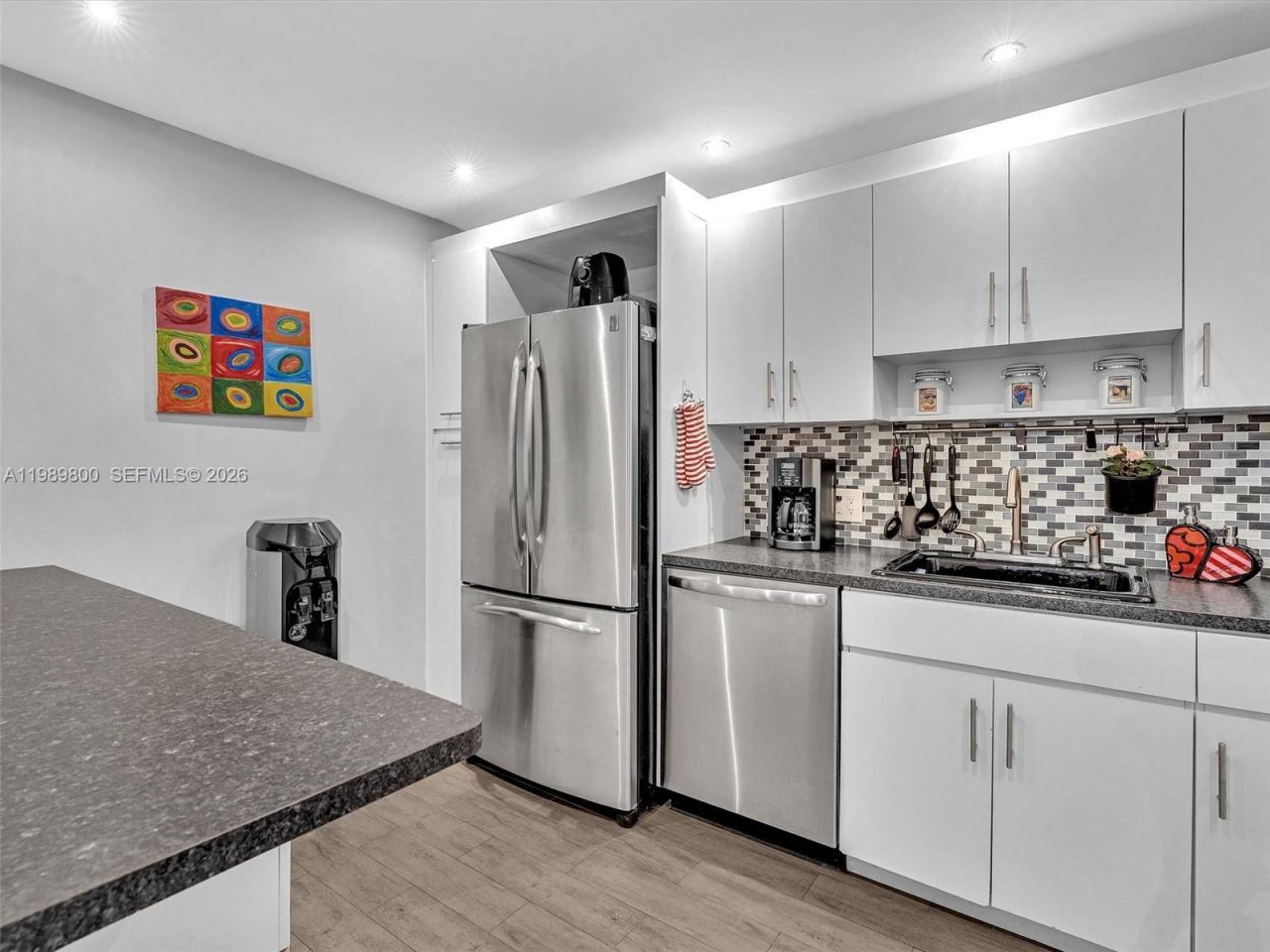 3375 N Country Club Dr , Unit 208, Aventura, FL 33180 Photo