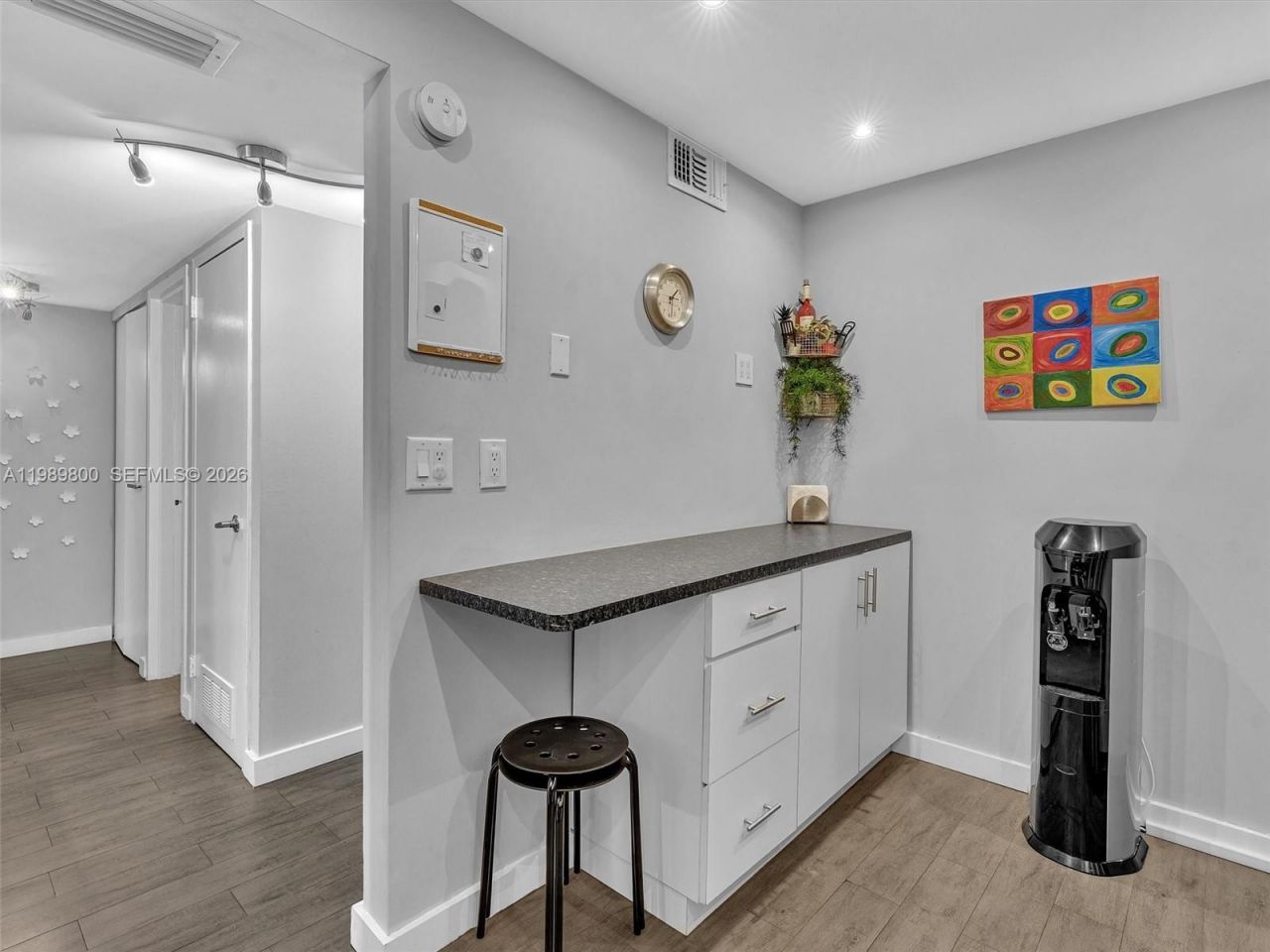 3375 N Country Club Dr , Unit 208, Aventura, FL 33180 Photo