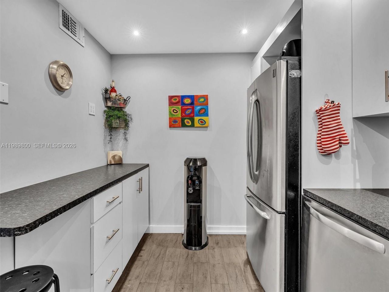 3375 N Country Club Dr , Unit 208, Aventura, FL 33180 Photo