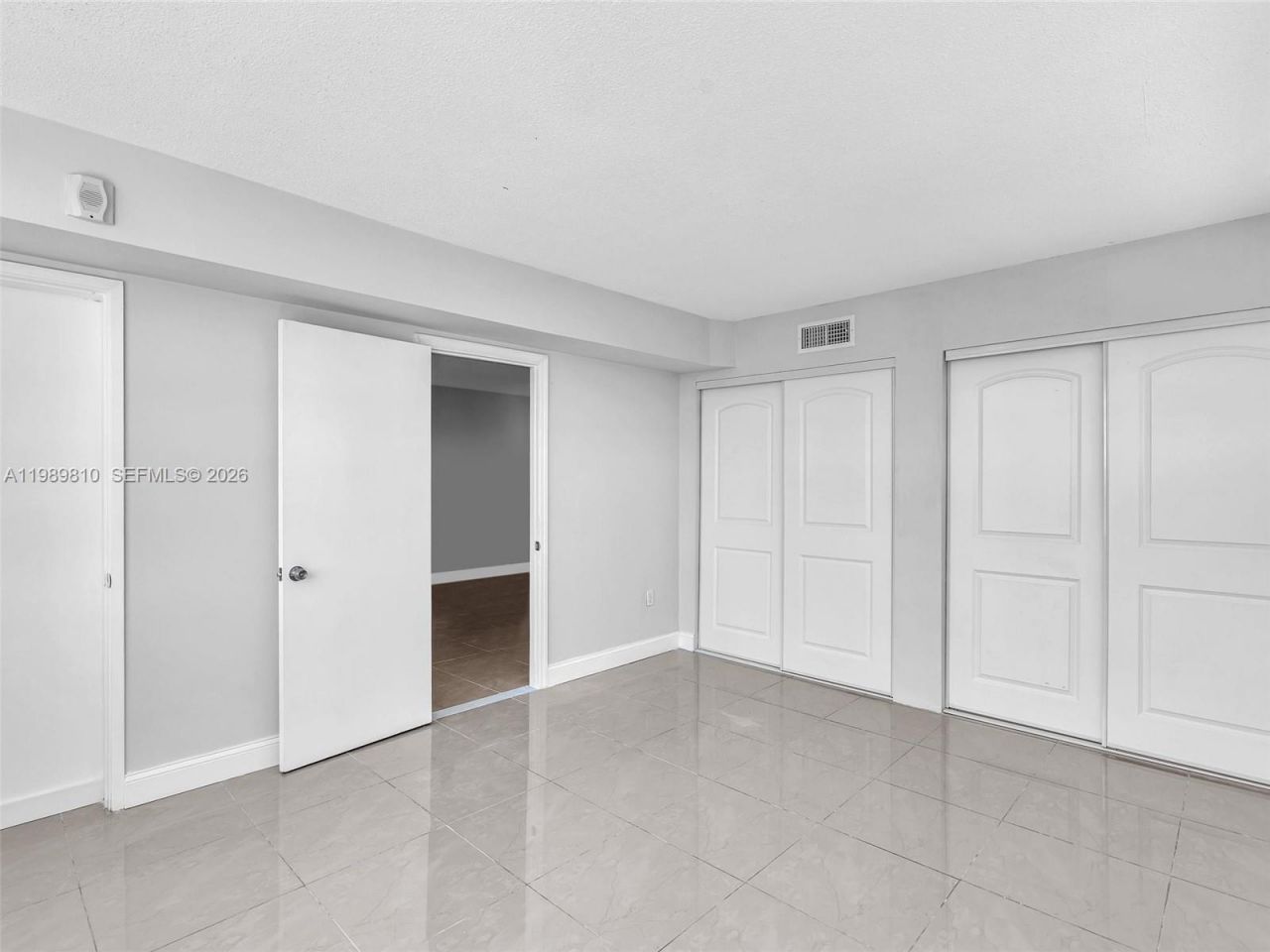 1770 NE 191st St , Unit 500-1, Miami, FL 33179 Photo