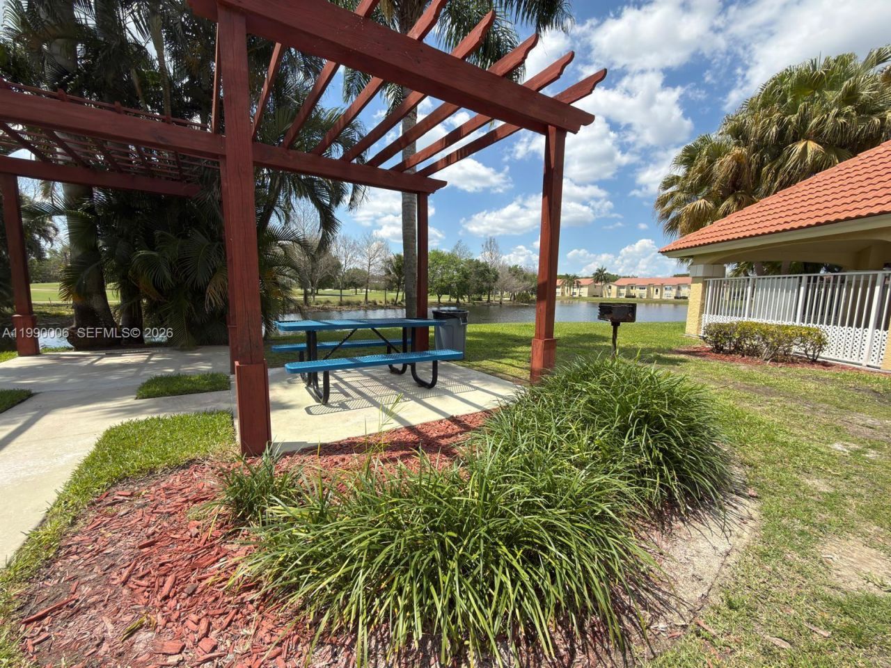 12760 Vista Isles Dr, Unit 723, Sunrise, FL 33325 Photo