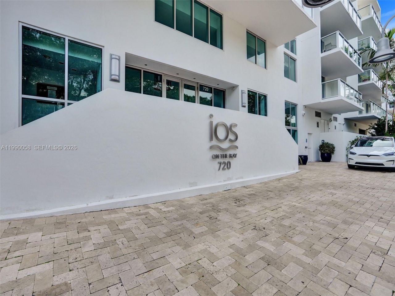 720 NE 62nd St, Unit 507, Miami, FL 33138 Photo