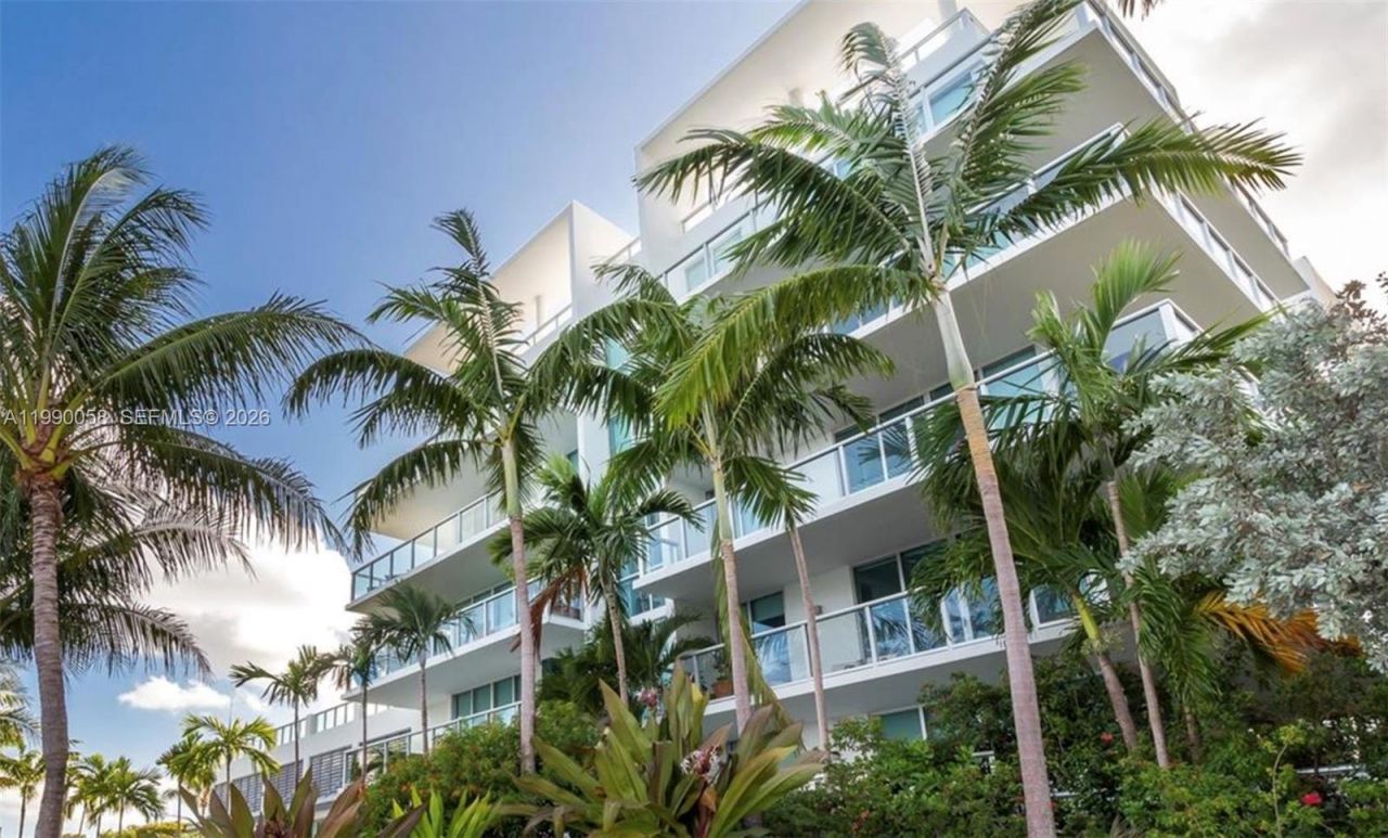 720 NE 62nd St, Unit 507, Miami, FL 33138 Photo