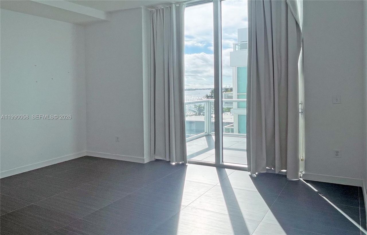 720 NE 62nd St, Unit 507, Miami, FL 33138 Photo