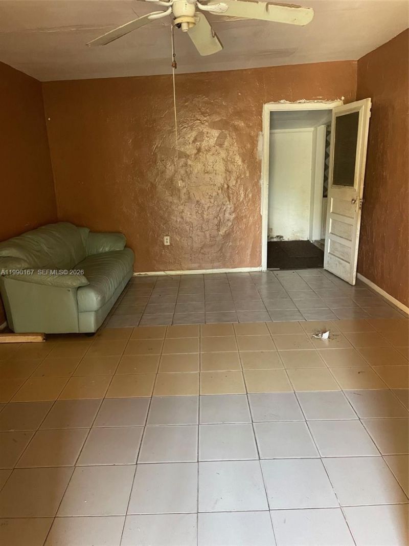 43 NW 58th St , Miami, FL 33127 Photo