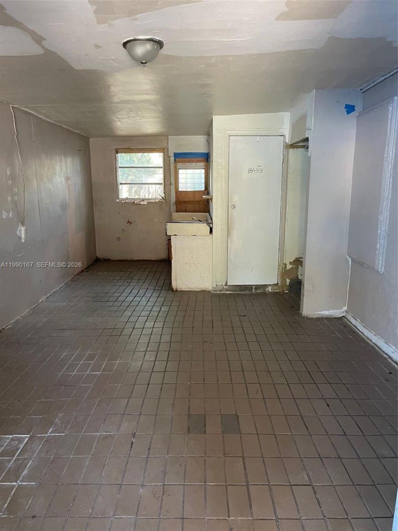 43 NW 58th St , Miami, FL 33127 Photo