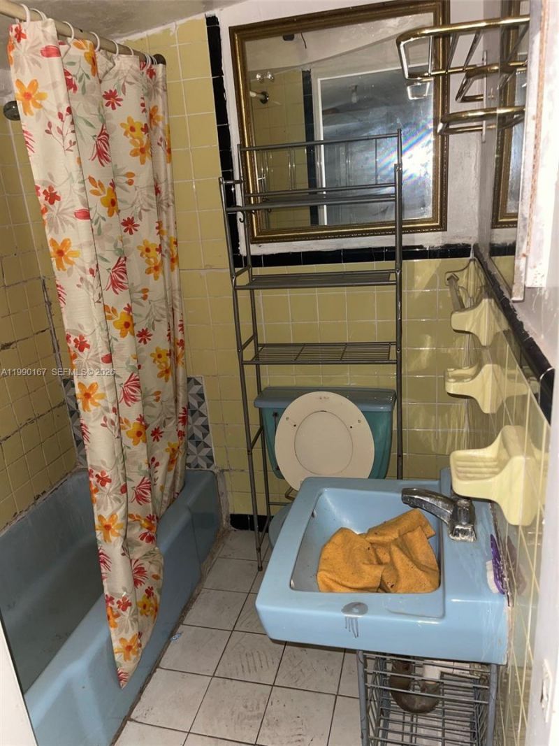 43 NW 58th St , Miami, FL 33127 Photo