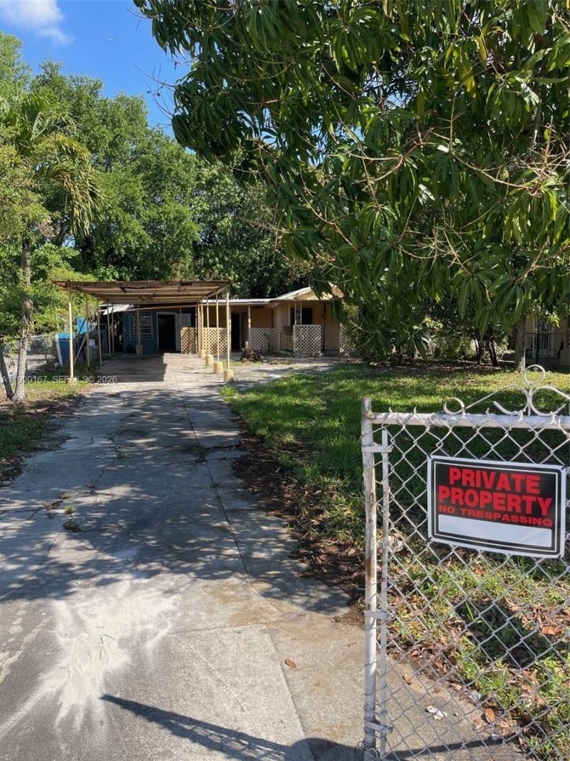 43 NW 58th St , Miami, FL 33127 Photo