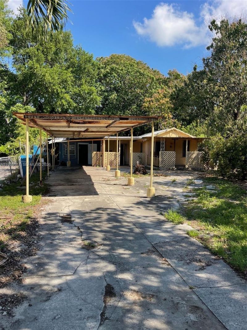 43 NW 58th St , Miami, FL 33127 Photo