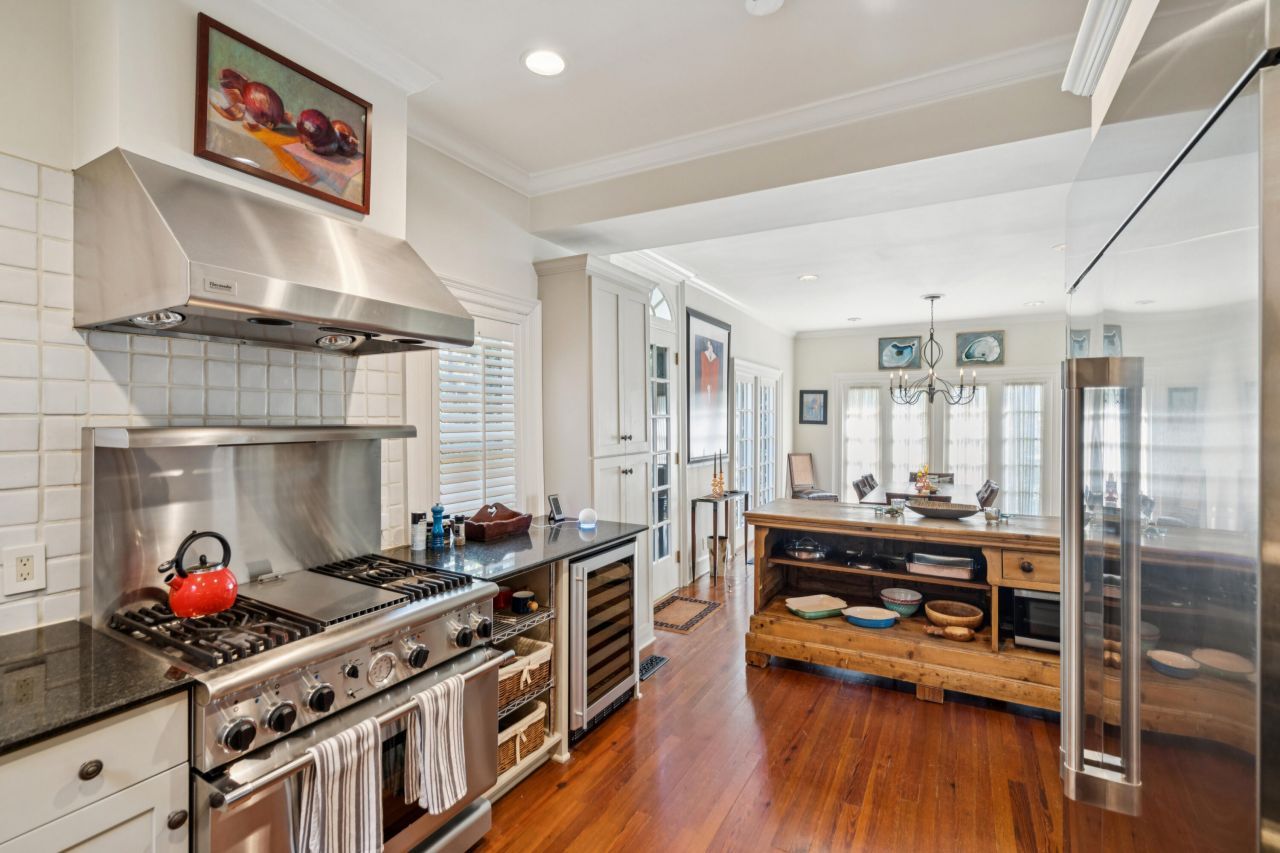 16 Water Street Photo 12