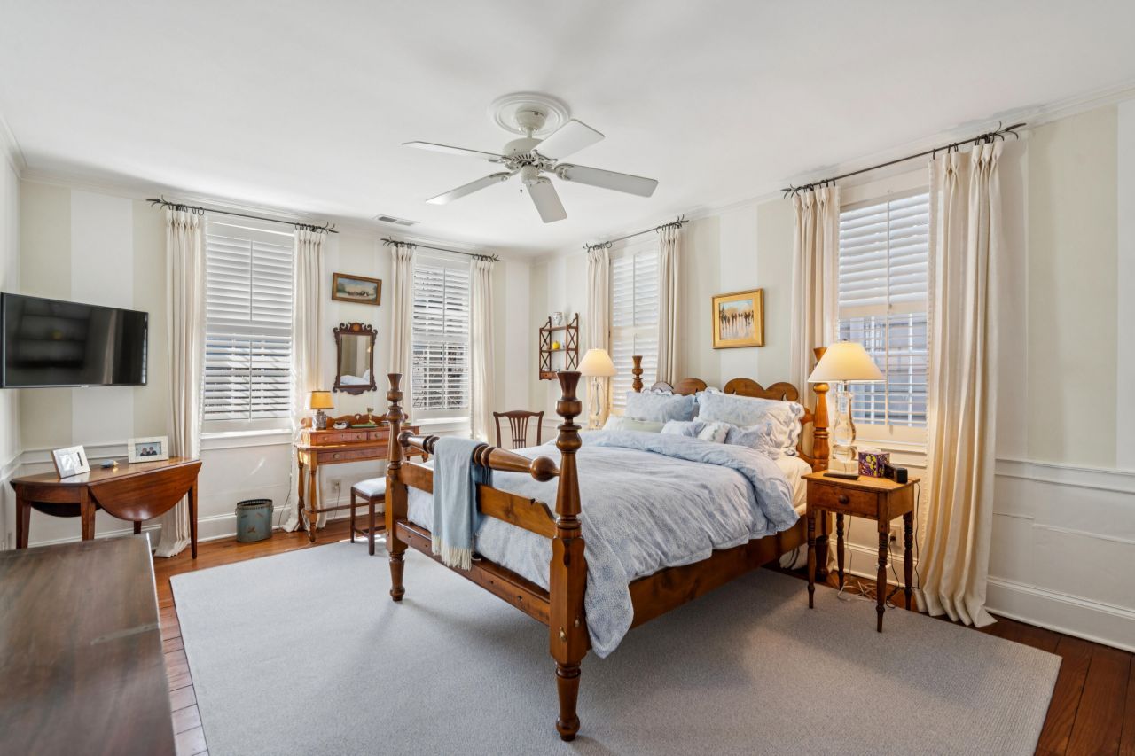 16 Water Street Photo 22